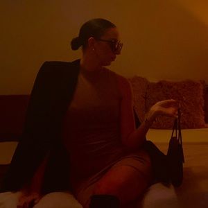 Meet your Posher, Emma